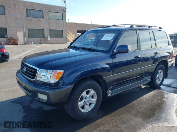2000 Toyota Land Cruiser z VIN JT3HT05J3Y0098534, wystawiony jako IAAI lot #41054858 z przebiegiem 336 520 mil mil oraz . Historia ofert i sprzedaży dostępna na DreamBid. Obrazek 6.