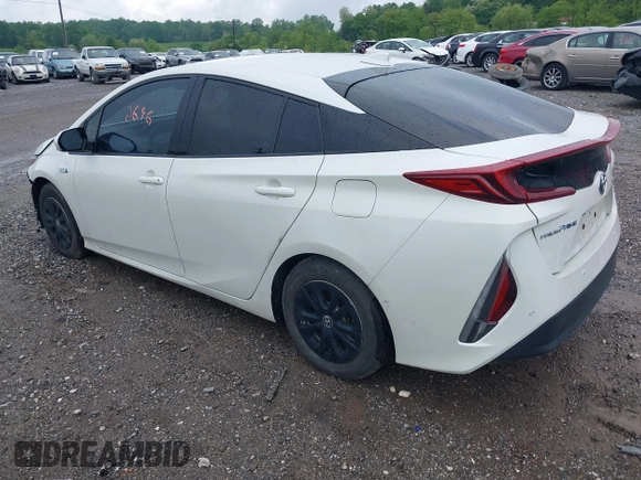 2020 Toyota Prius LE with VIN JTDKARFP2L3146028, listed as a IAAI auction lot 42192696 with 86,201 mi miles and . Bid and sale history available at DreamBid. Image 3.