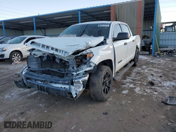 2018 Toyota Tundra 2WD SR5 with VIN 5TFEM5F13JX122822, listed as a Copart auction lot 82051473 with 67,154 mi miles and Salvage Title. Bid and sale history available at carsss.com. Image 1.