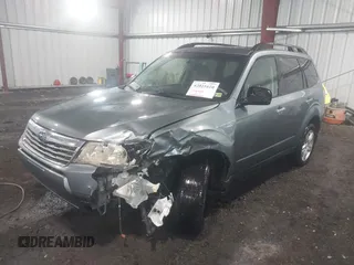 2010 Subaru Forester 2.5X Limited with VIN JF2SH6DC2AH901853, listed as a IAAI auction lot 42021610 with 159,385 mi miles. Bid and sale history available at carsss.com. Image 6.