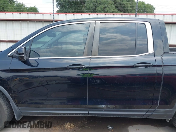 2017 Honda Ridgeline RTL z VIN 5FPYK2F55HB011463, wystawiony jako IAAI lot #42139030 z przebiegiem 59 066 mil mil oraz . Historia ofert i sprzedaży dostępna na DreamBid. Obrazek 15.