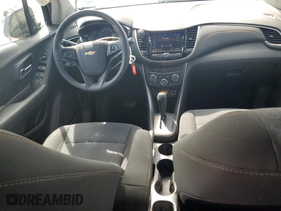 2020 Chevrolet Trax LS z VIN 3GNCJNSB9LL164044, wystawiony jako Copart lot #51058005 z przebiegiem 60 879 mil mil oraz Szkoda całkowita • Salvage title. Historia ofert i sprzedaży dostępna na DreamBid. Obrazek 8.