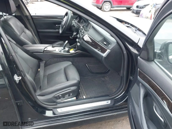 2014 BMW 5 Series 535i with VIN WBA5B1C57ED484100, listed as a IAAI auction lot 41475714 with NaN miles. Bid and sale history available at carsss.com. Image 5.