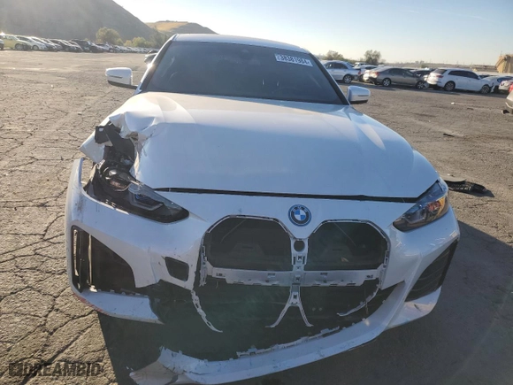 2022 BMW i4 eDrive40 with VIN WBY73AW0XNFN06571, listed as a Copart auction lot 38381984 with 24,184 mi miles. Bid and sale history available at carsss.com. Image 5.