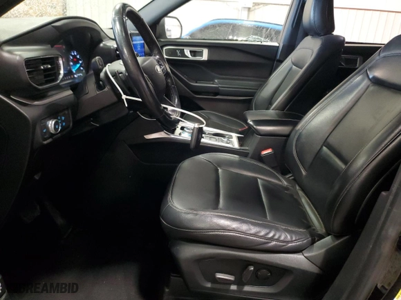 2020 Ford Explorer XLT with VIN 1FMSK8DH9LGA79239, listed as a Copart auction lot 42434855 with 70,733 mi miles and Salvage Title. Bid and sale history available at carsss.com. Image 7.