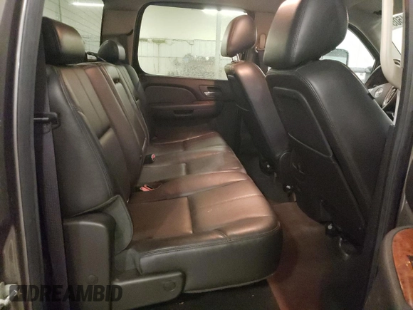 2012 GMC Sierra 2500HD SLT с VIN 1GT121EGXCF156087, выставлен на аукционе Copart как лот 56414505 с пробегом 140 909 миль миль и Списание • Salvage title. История ставок и продаж доступна на DreamBid. Изображение 10.