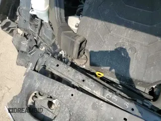 2019 Kia Sorento SX with VIN 5XYPK4A59KG462841, listed as a Copart auction lot 80490035 with 47,832 mi miles and Salvage title. Bid and sale history available at DreamBid. Image 15.