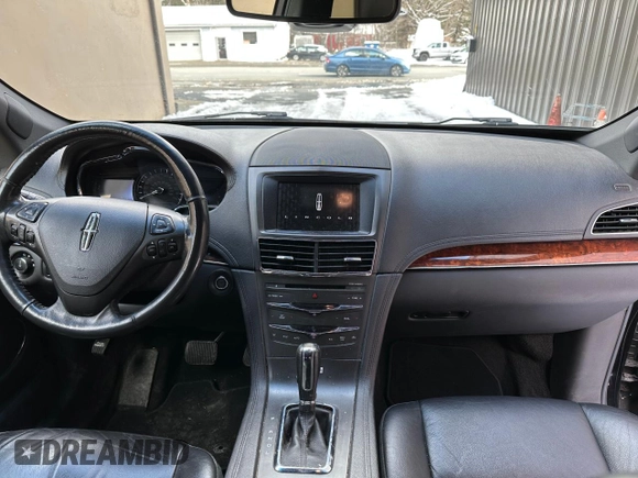 2019 Lincoln MKT with VIN 2LMHJ5NK1KBL00882, listed as a Copart auction lot 44974075 with 256,091 mi miles and Clean Title. Bid and sale history available at DreamBid. Image 9.