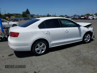 2014 Volkswagen Jetta TDI w/Premium with VIN 3VW3L7AJ4EM372687, listed as a Copart auction lot 55284225 with 95,645 mi miles and Salvage title. Bid and sale history available at DreamBid. Image 3.
