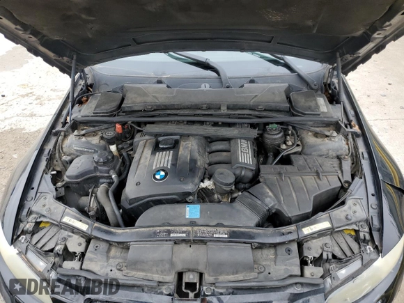 2008 BMW 3 Series 328xi z VIN WBAWV53538P078580, wystawiony jako Copart lot #52483785 z przebiegiem 121 613 mil mil oraz Nie do naprawy • Non repairable. Historia ofert i sprzedaży dostępna na DreamBid. Obrazek 11.