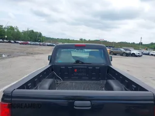 2011 Ford Ranger XL с VIN 1FTKR1AD2BPA86945, выставлен на аукционе IAAI как лот 42711185 с пробегом 118 098 миль миль и . История ставок и продаж доступна на DreamBid. Изображение 8.