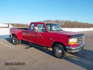 1994 Ford F-350 with VIN 1FTJX35G6RKA39054, listed as a IAAI auction lot 41794423 with 122,907 mi miles and . Bid and sale history available at DreamBid. Image 1.