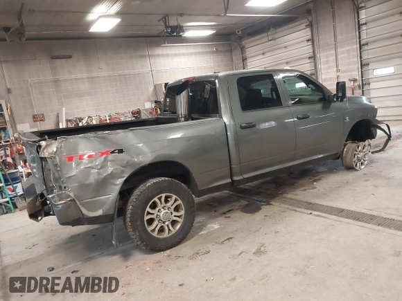 2010 Dodge Ram 2500 SLT with VIN 3D7UT2CL0AG190444, listed as a IAAI auction lot 41962036 with 185,473 mi miles. Bid and sale history available at carsss.com. Image 4.