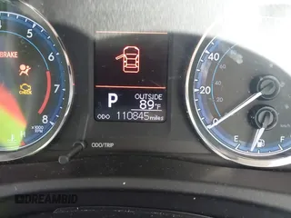 2019 Toyota Corolla L z VIN 2T1BURHE7KC183584, wystawiony jako IAAI lot #42302045 z przebiegiem 110 845 mil mil oraz . Historia ofert i sprzedaży dostępna na DreamBid. Obrazek 15.