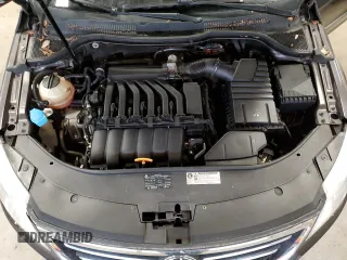 2009 Volkswagen CC Sport with VIN WVWEU73C99E544585, listed as a Copart auction lot 54197555 with 137,768 mi miles and Clean Title. Bid and sale history available at DreamBid. Image 11.