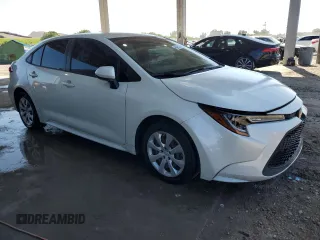 2020 Toyota Corolla LE with VIN JTDEPRAE6LJ084825, listed as a Copart auction lot 52334865 with 37,497 mi miles and Clean Title. Bid and sale history available at carsss.com. Image 4.