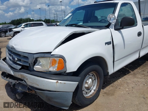 2000 Ford F-150 with VIN 1FTZF1724YKB07961, listed as a IAAI auction lot 42549926 with 186,865 mi miles and . Bid and sale history available at DreamBid. Image 17.