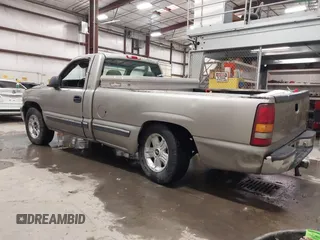 1999 Chevrolet Silverado 1500 LT with VIN 1GCEK14T8XE192646, listed as a IAAI auction lot 41777519 with 289,532 mi miles. Bid and sale history available at carsss.com. Image 3.