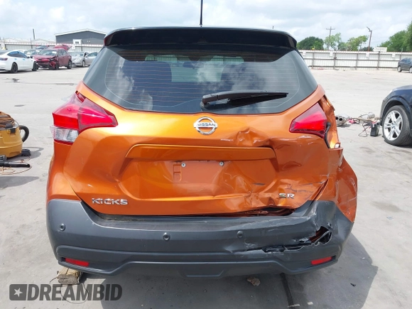 2020 Nissan Kicks SR with VIN 3N1CP5DV4LL492831, listed as a IAAI auction lot 42030507 with 43,203 mi miles. Bid and sale history available at carsss.com. Image 6.