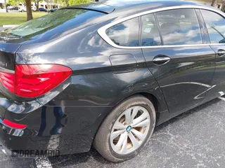 2011 BMW 5 Series GT 535i xDrive with VIN WBASP2C50BC337015, listed as a IAAI auction lot 42209500 with 136,961 mi miles. Bid and sale history available at carsss.com. Image 13.