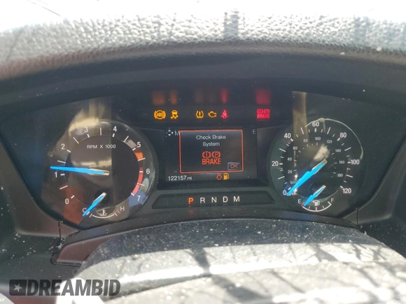 2016 Ford Expedition XLT with VIN 1FMJU1HT4GEF23298, listed as a Copart auction lot 62789325 with 122,157 mi miles and Salvage title. Bid and sale history available at DreamBid. Image 9.