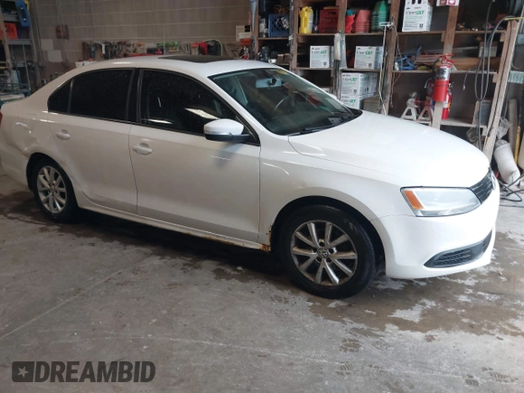 2011 Volkswagen Jetta SE with VIN 3VWDX7AJXBM315916, listed as a IAAI auction lot 42311284 with 207,297 mi miles and . Bid and sale history available at DreamBid. Image 1.