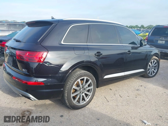2018 Audi Q7 Premium Plus z VIN WA1LAAF75JD054810, wystawiony jako IAAI lot #42049892 z przebiegiem 43 297 mil mil oraz . Historia ofert i sprzedaży dostępna na DreamBid. Obrazek 4.