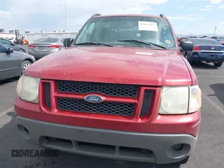 2002 Ford Explorer Sport Trac Value z VIN 1FMZU67E42UD07906, wystawiony jako IAAI lot #42625477 z przebiegiem 158 307 mil mil oraz . Historia ofert i sprzedaży dostępna na DreamBid. Obrazek 6.