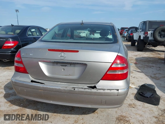 2006 Mercedes-Benz E-Class 3.5L with VIN WDBUF56J16A795803, listed as a IAAI auction lot 40613021 with 1 mi miles. Bid and sale history available at carsss.com. Image 16.