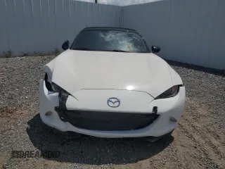 2021 Mazda MX-5 Miata Sport with VIN JM1NDAB74M0452596, listed as a Copart auction lot 60275585 with 21,839 mi miles and Clean title. Bid and sale history available at DreamBid. Image 5.