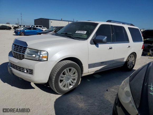 2013 Lincoln Navigator with VIN 5LMJJ2H58DEL03087, listed as a Copart auction lot 86139794 with 0 mi miles and Clean Title. Bid and sale history available at carsss.com. Image 1.