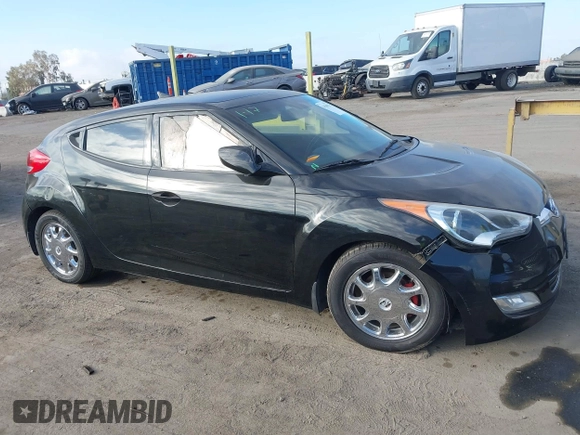 2013 Hyundai Veloster w/Gray Int with VIN KMHTC6AD1DU141372, listed as a IAAI auction lot 41349170 with 1 mi miles. Bid and sale history available at carsss.com. Image 12.