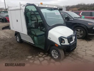 2017 Smart fortwo with VIN 5J5L726B1HA828317, listed as a Copart auction lot 81424134 with Not Provided miles and Clean Title. Bid and sale history available at DreamBid. Image 4.