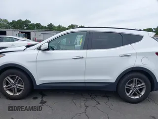 2017 Hyundai Santa Fe 2.4L с VIN 5NMZUDLB1HH035769, выставлен на аукционе IAAI как лот 42764052 с пробегом 73 139 миль миль и . История ставок и продаж доступна на DreamBid. Изображение 14.