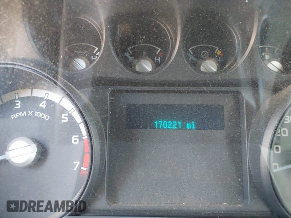 2014 Ford F-250 XL with VIN 1FTBF2A68EEB13811, listed as a IAAI auction lot 41357431 with 170,221 mi miles and . Bid and sale history available at DreamBid. Image 7.