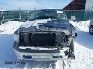 2013 Ram 1500 Express z VIN 1C6RR7KT5DS692688, wystawiony jako IAAI lot #41315199 z przebiegiem 216 438 mil mil oraz . Historia ofert i sprzedaży dostępna na DreamBid. Obrazek 12.