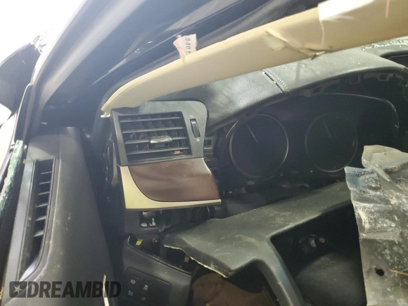 2014 Lexus GS 350 with VIN JTHCE1BL7E5027801, listed as a Copart auction lot 50440835 with Not provided miles and Salvage title. Bid and sale history available at DreamBid. Image 9.