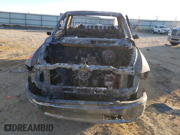 2018 Ram 1500 SLT with VIN 3C6JR7ET9JG173509, listed as a Copart auction lot 87915765 with Not provided miles and Non repairable. Bid and sale history available at DreamBid. Image 5.