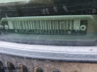 2000 Chevrolet Silverado 1500 with VIN 1GCEC14W3YZ252950, listed as a Copart auction lot 78187184 with 184,351 mi miles and Salvage Title. Bid and sale history available at carsss.com. Image 12.