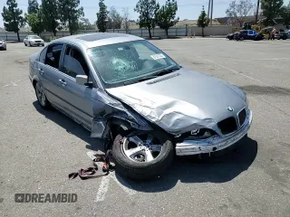 2005 BMW 3 Series 330i with VIN WBAEV53485KM39295, listed as a Copart auction lot 61581235 with 185,054 mi miles and Salvage title. Bid and sale history available at DreamBid. Image 13.