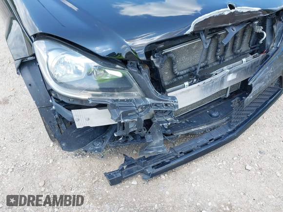 2013 Mercedes-Benz C 300 Sport с VIN WDDGF8AB0DA804722, выставлен на аукционе IAAI как лот 42546948 с пробегом 153 731 миль миль и . История ставок и продаж доступна на DreamBid. Изображение 17.