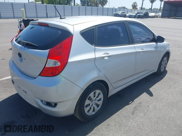 2016 Hyundai Accent SE with VIN KMHCT5AE5GU279763, listed as a IAAI auction lot 42110991 with 136,291 mi miles. Bid and sale history available at carsss.com. Image 4.