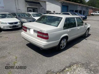 1998 Volvo S90 with VIN YV1KS9606W1129999, listed as a Copart auction lot 47872505 with 197,484 mi miles and Clean Title. Bid and sale history available at carsss.com. Image 4.