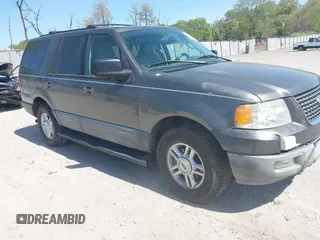 2004 Ford Expedition Special Service z VIN 1FMFU16L24LA56317, wystawiony jako IAAI lot #42155773 z przebiegiem 143 239 mil mil oraz . Historia ofert i sprzedaży dostępna na DreamBid. Obrazek 1.
