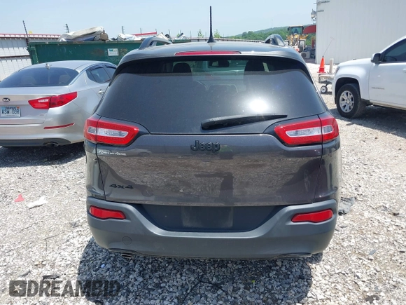 2018 Jeep Cherokee Latitude z VIN 1C4PJMCB8JD568944, wystawiony jako IAAI lot #42244217 z przebiegiem 34 945 mil mil oraz . Historia ofert i sprzedaży dostępna na DreamBid. Obrazek 16.