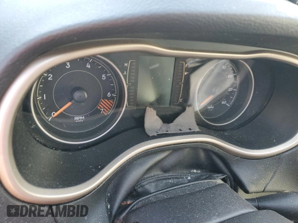 2015 Jeep Cherokee Sport z VIN 1C4PJMAB8FW776627, wystawiony jako Copart lot #47873235 z przebiegiem Nie podano mil oraz Szkoda całkowita • Salvage title. Historia ofert i sprzedaży dostępna na DreamBid. Obrazek 9.
