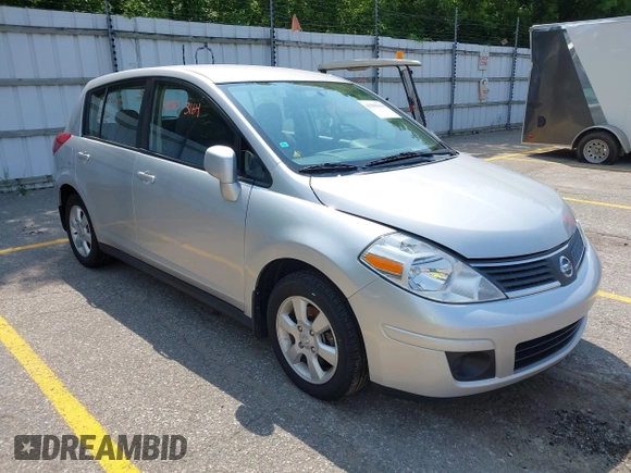 2007 Nissan Versa S с VIN 3N1BC13E37L449721, выставлен на аукционе IAAI как лот 42503164 с пробегом 89 537 миль миль и . История ставок и продаж доступна на DreamBid. Изображение 1.