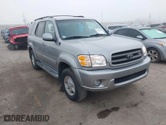 2003 Toyota Sequoia SR5 with VIN 5TDZT34A03S200882, listed as a IAAI auction lot 41664909 with 221,882 mi miles. Bid and sale history available at carsss.com. Image 1.