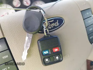 2005 Ford Five Hundred Limited with VIN 1FAHP25175G135427, listed as a IAAI auction lot 42383896 with 299,427 mi miles and . Bid and sale history available at DreamBid. Image 11.