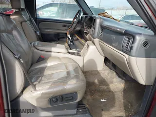 2002 Chevrolet Tahoe LT with VIN 1GNEK13Z42J169278, listed as a IAAI auction lot 41743076 with 227,870 mi miles. Bid and sale history available at carsss.com. Image 5.